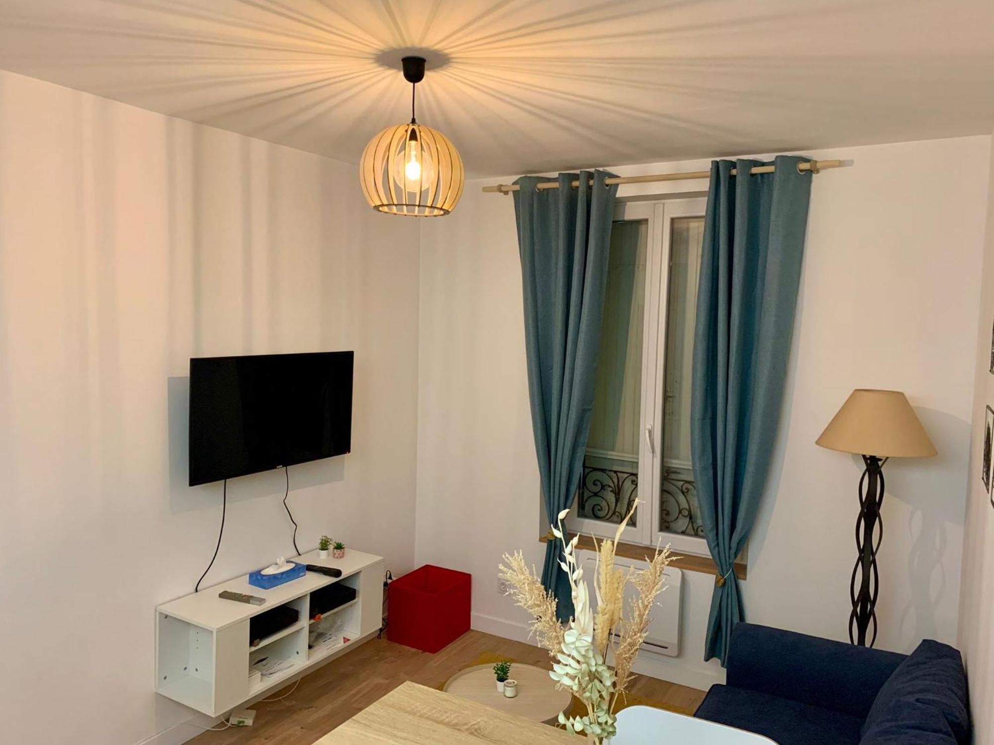 Agreable 2 Pieces A Pantin Exterior foto