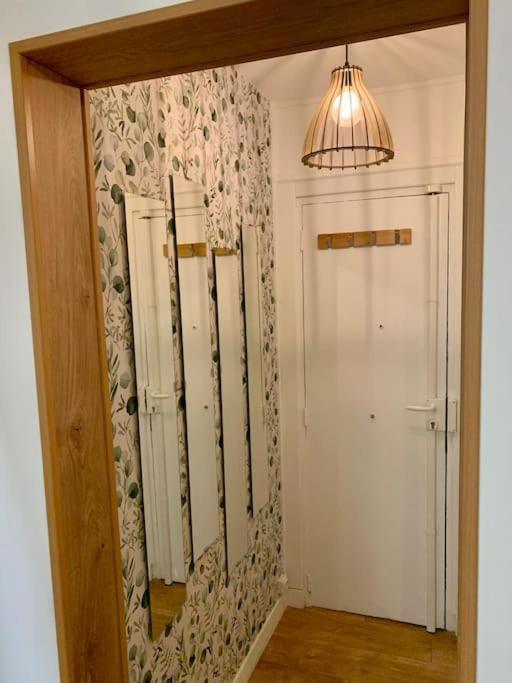 Agreable 2 Pieces A Pantin Exterior foto